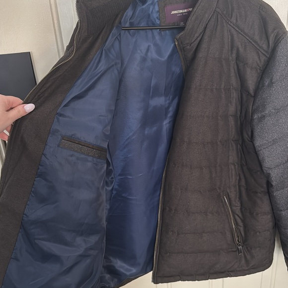 Quilted Jacket - Picture 3 of 4